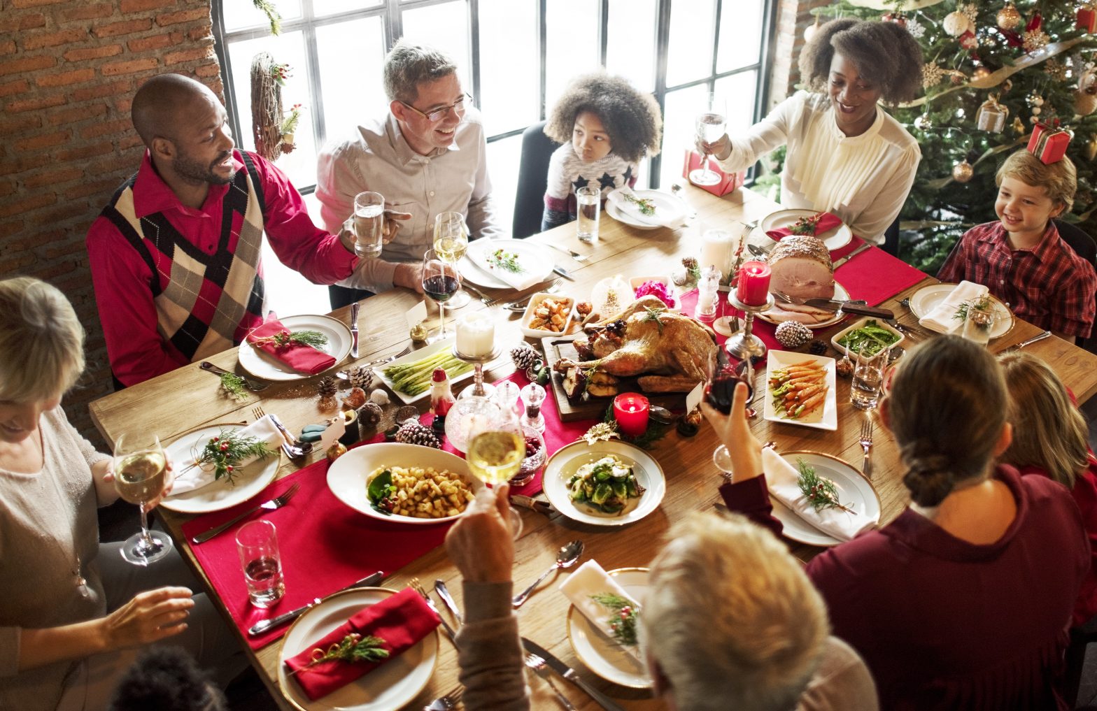 Preparing for the Holidays: When a Guest Suffers from Hearing Loss